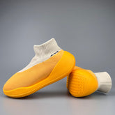 Gestrickte, atmungsaktive Sneakers